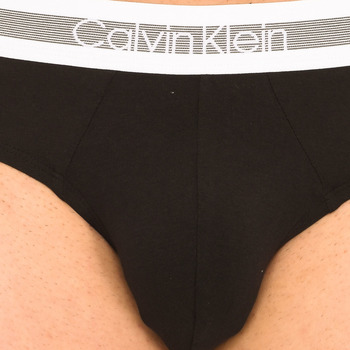 Calvin Klein Jeans NB2142A-001 Črna