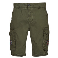 Oblačila Moški Kratke hlače & Bermuda Petrol Industries Shorts Cargo Gozdna zelena