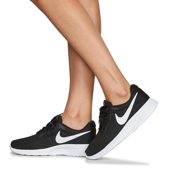 Nike Nike Tanjun Črna / Bela