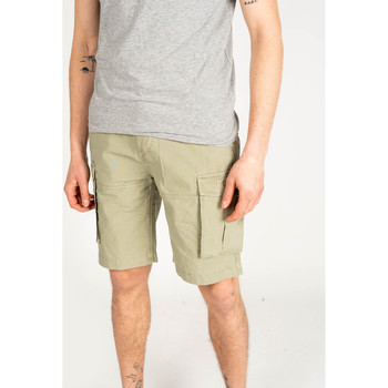 Oblačila Moški Kratke hlače & Bermuda Pepe jeans PM800843 | Journey Zelena