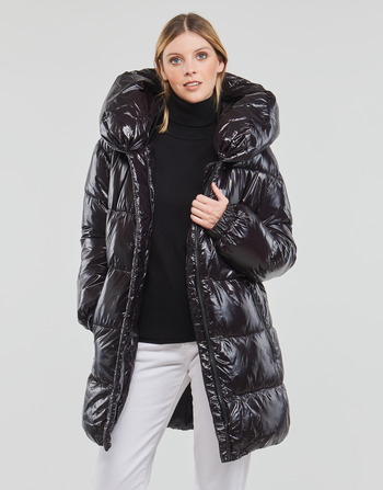 MICHAEL Michael Kors HORIZONTAL QUILTED DOWN COAT WITH  ATTACHED HOOD Črna