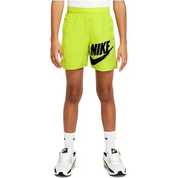 Oblačila Dečki Spodnji deli trenirke  Nike PANTALON CORTO NIO  SPORTSWEAR DO6582 Zelena