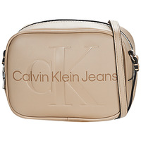 Torbice Ženske Torbe za čez ramo Calvin Klein Jeans SCULPTED CAMERA BAG18 MONO Siva
