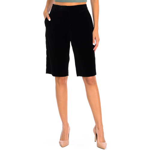 Oblačila Ženske Kratke hlače & Bermuda Emporio Armani 6Z2P822N78Z-0999 Črna