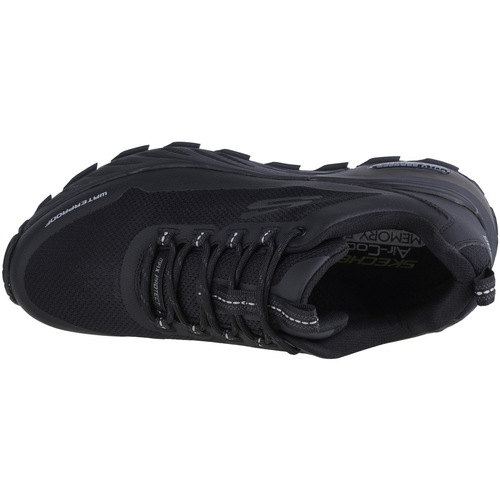 Skechers Max Protect-Fast Track Črna