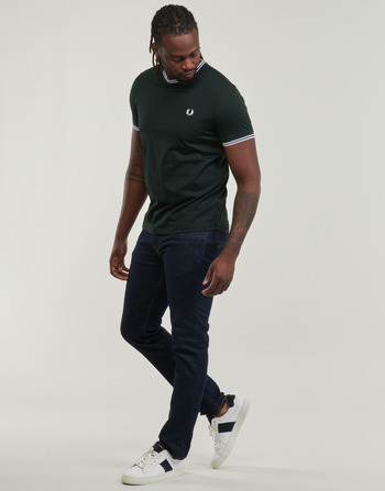 Fred Perry TWIN TIPPED T-SHIRT Črna