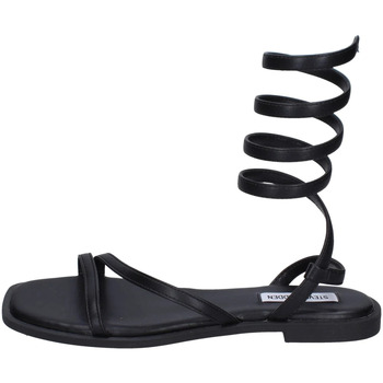 Čevlji  Ženske Sandali & Odprti čevlji Steve Madden EZ610 Črna