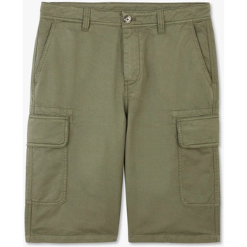 Oblačila Moški Kratke hlače & Bermuda Eden Park E23BASBE0005 Zelena