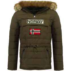Oblačila Moški Športne jope in jakne Geographical Norway Coconut Man Kaki Zelena