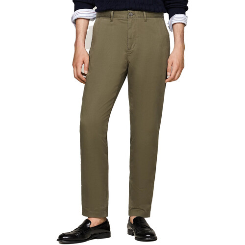 Oblačila Moški Hlače s 5 žepi Tommy Hilfiger MW0MW36708 Zelena