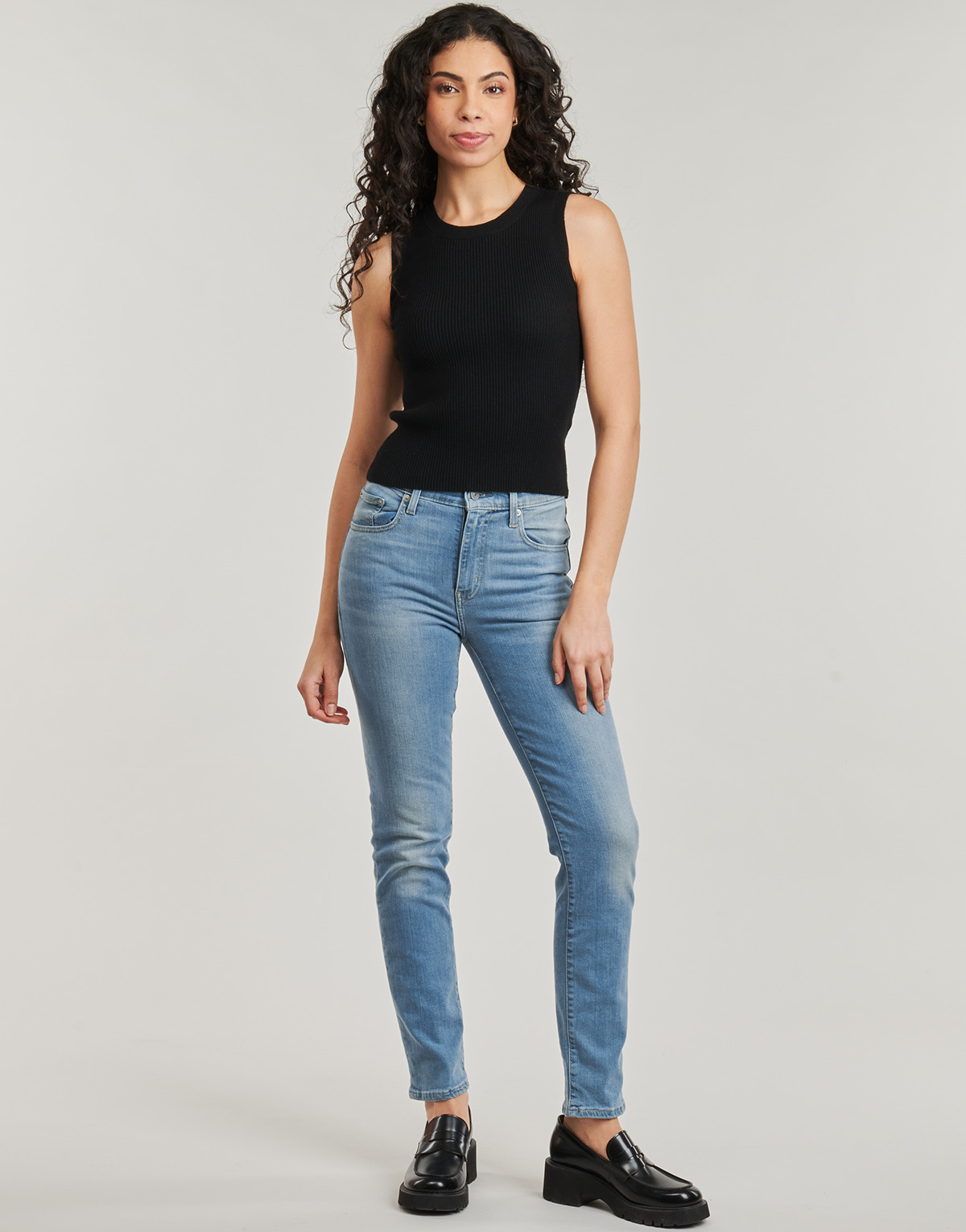 Oblačila Ženske Jeans straight Levi's 724 HIGH RISE STRAIGHT Modra
