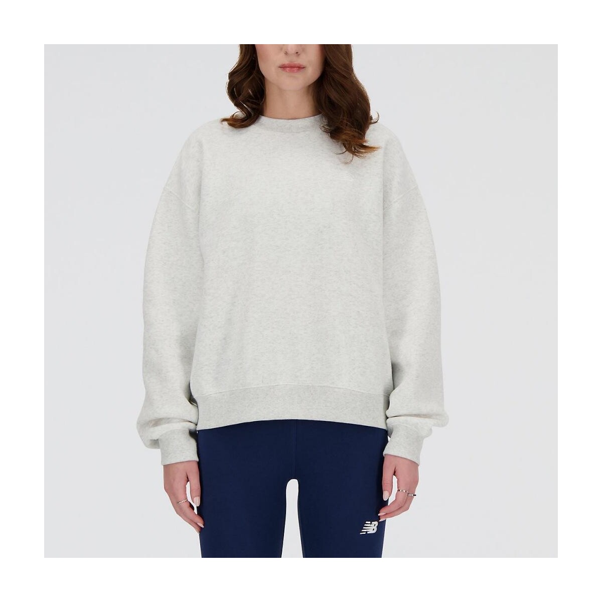 Oblačila Ženske Puloverji New Balance SPORT ESSENTIALS FLEECE CRE Siva