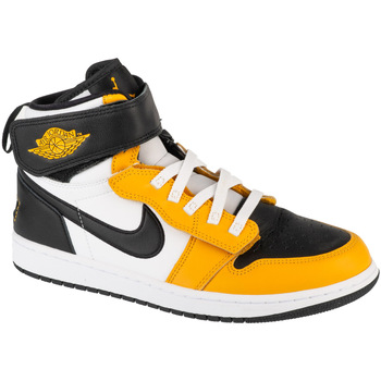 Čevlji  Moški Nizke superge Nike Air  1 Hi Flyease Bela