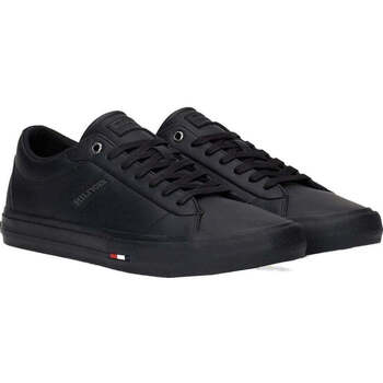 Čevlji  Moški Nizke superge Tommy Hilfiger  Črna
