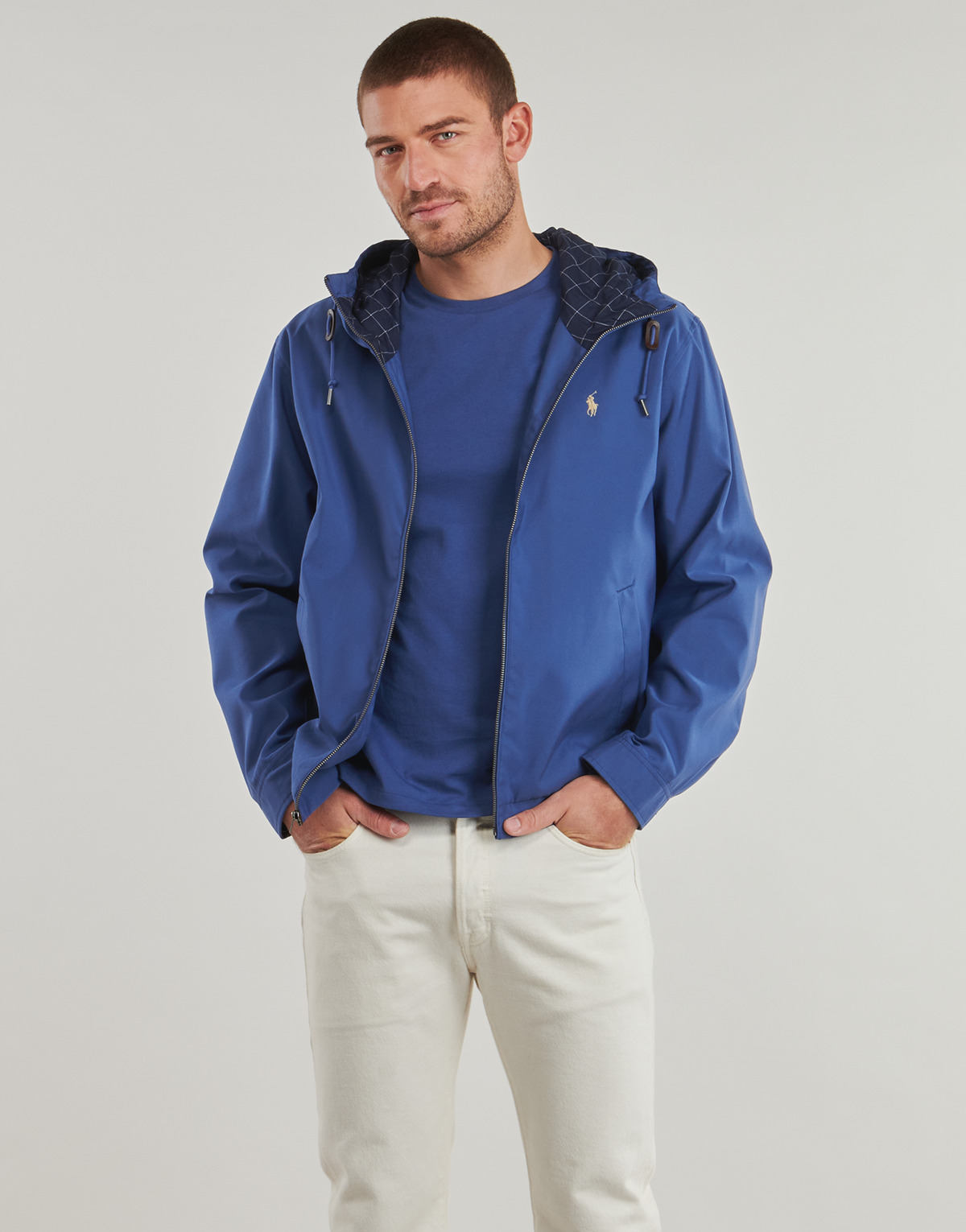 Oblačila Moški Jakne Polo Ralph Lauren BI-SWING VESTE AVEC CAPUCHE DE MI-SAISON DOUBLEE Modra / Old