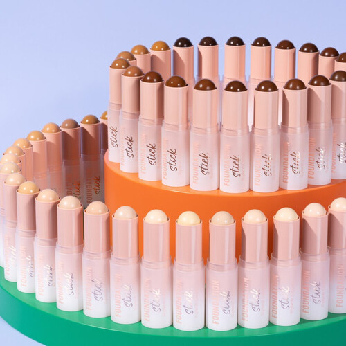 Essence Foundation Stick - 10 - Bež