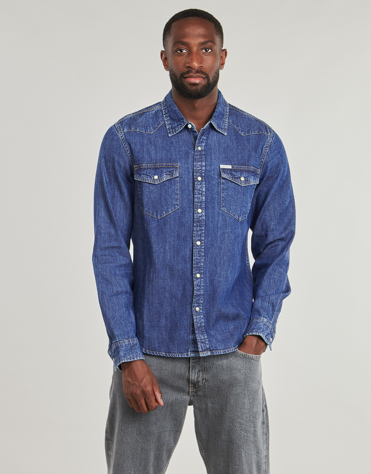 Oblačila Moški Srajce z dolgimi rokavi Guess GJ SLIM LS DENIM Modra
