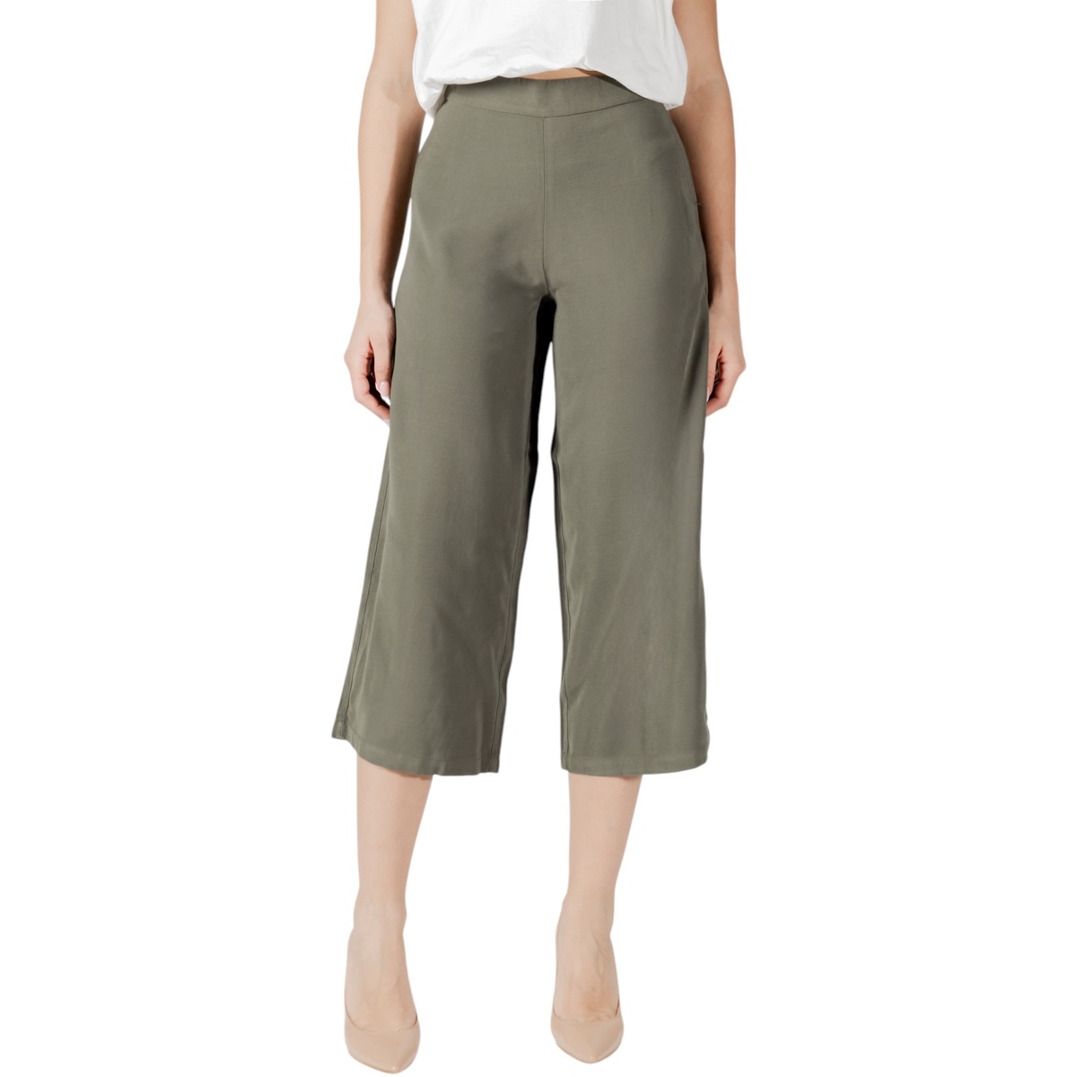 Oblačila Ženske Lahkotne hlače & Harem hlače Only ONLARIS LIFE LONG CULOTTE PANT CC WVN 15337955 Zelena