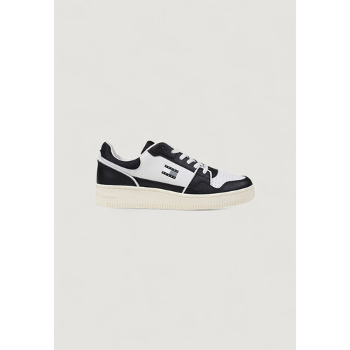 Čevlji  Moški Modne superge Tommy Hilfiger TJM RETRO BASKET EM0EM01610 Črna