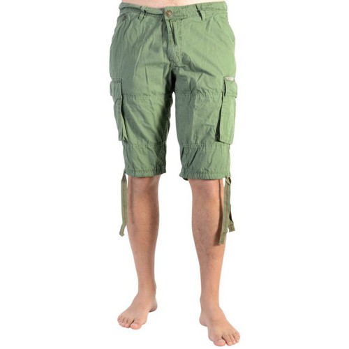 Oblačila Moški Kratke hlače & Bermuda Kaporal 92889 Zelena